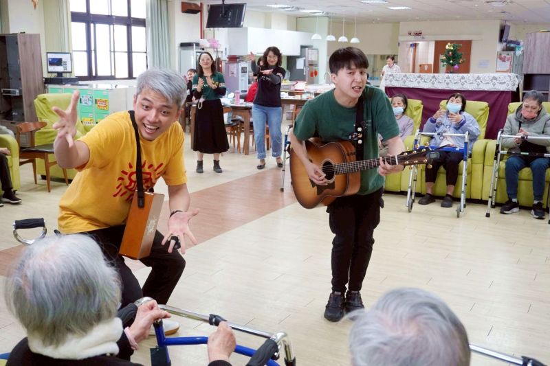 愛就不孤單，關懷行動進行中~